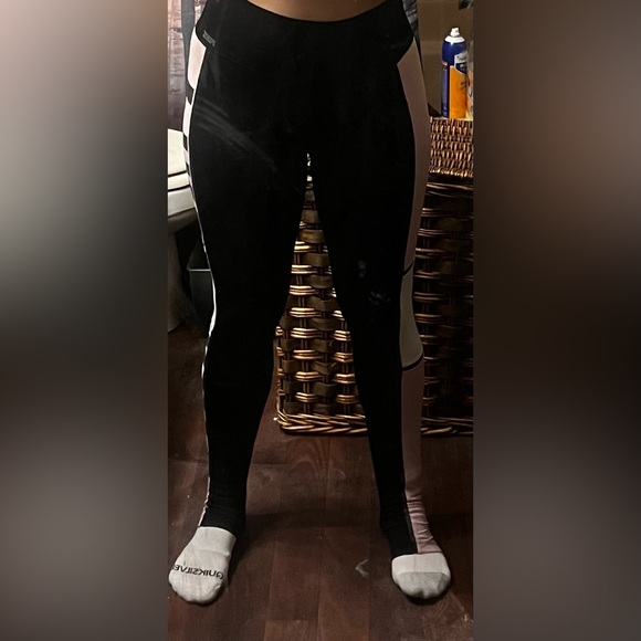 Victoria’s Secret P!nk size M yoga/work out pants black and pink - Picture 10 of 10